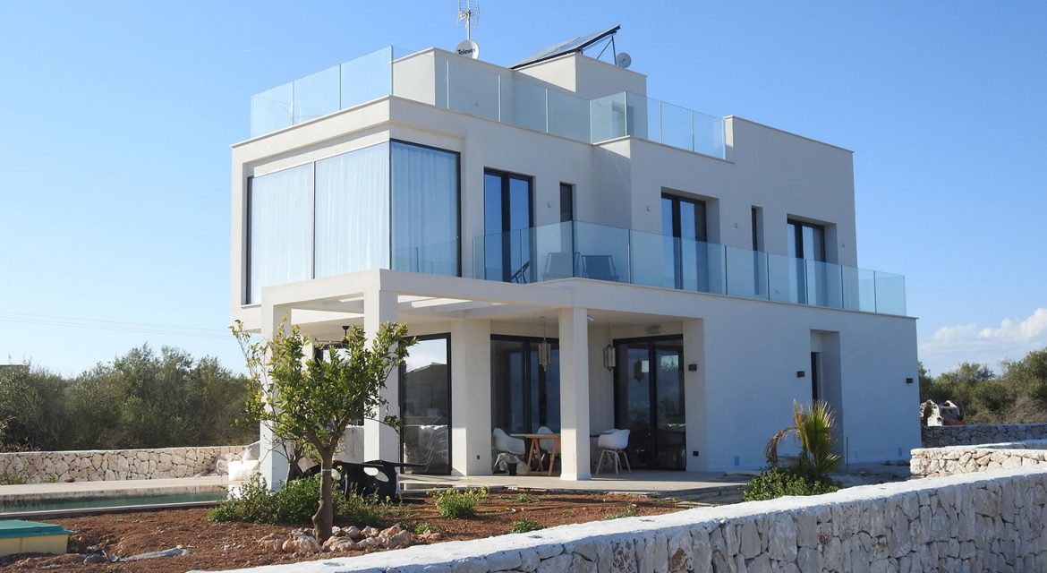 10 Tips for buying new dream house – sticky